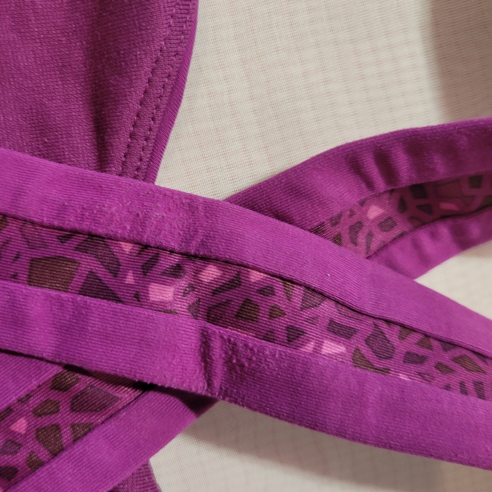 Lululemon bra - Picture 4 of 4